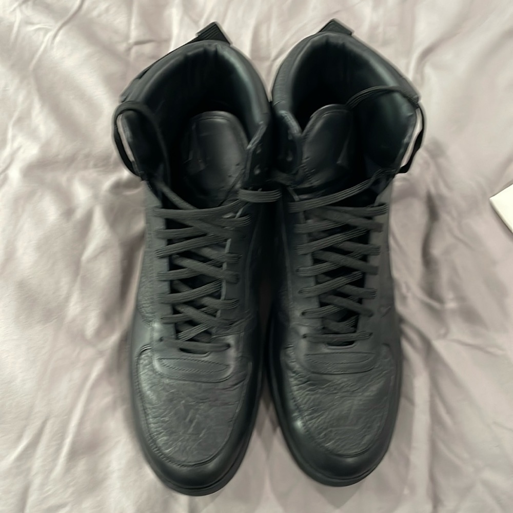 Louis Vuitton men’s sneakers
